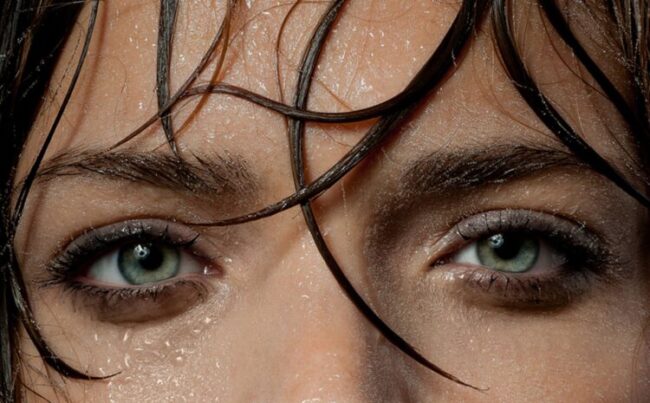 Aşırı Terlemenin Yarattığı Psikoloji Aşırı Terlemenin Yarattığı Psikoloji